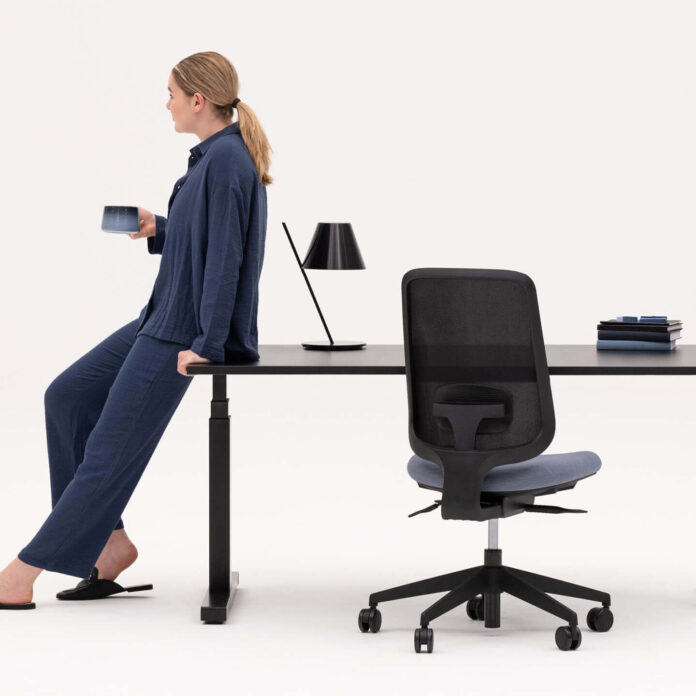 armless aeron chair